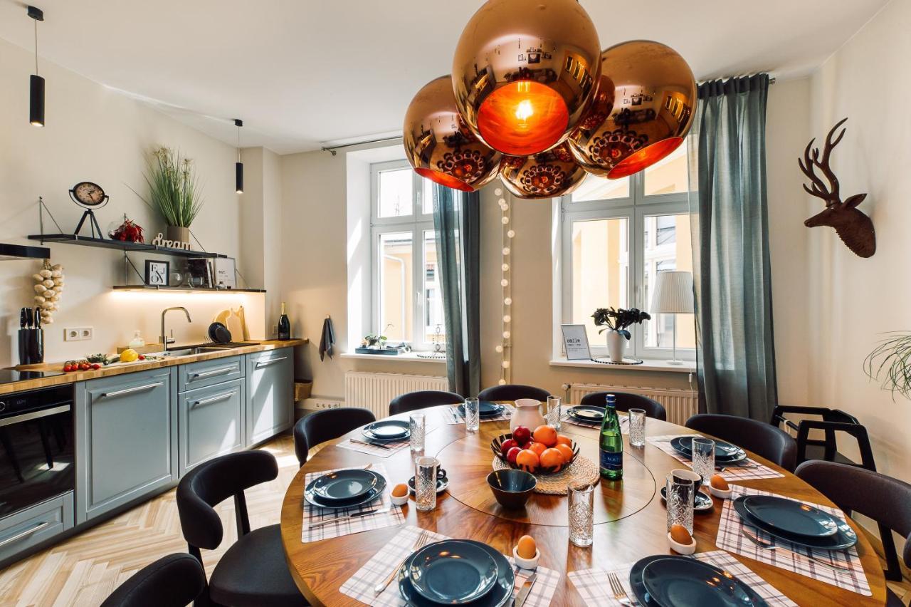 Elvis Apartment/11 Beds/6 Bedrooms/riga Old Town * Riga