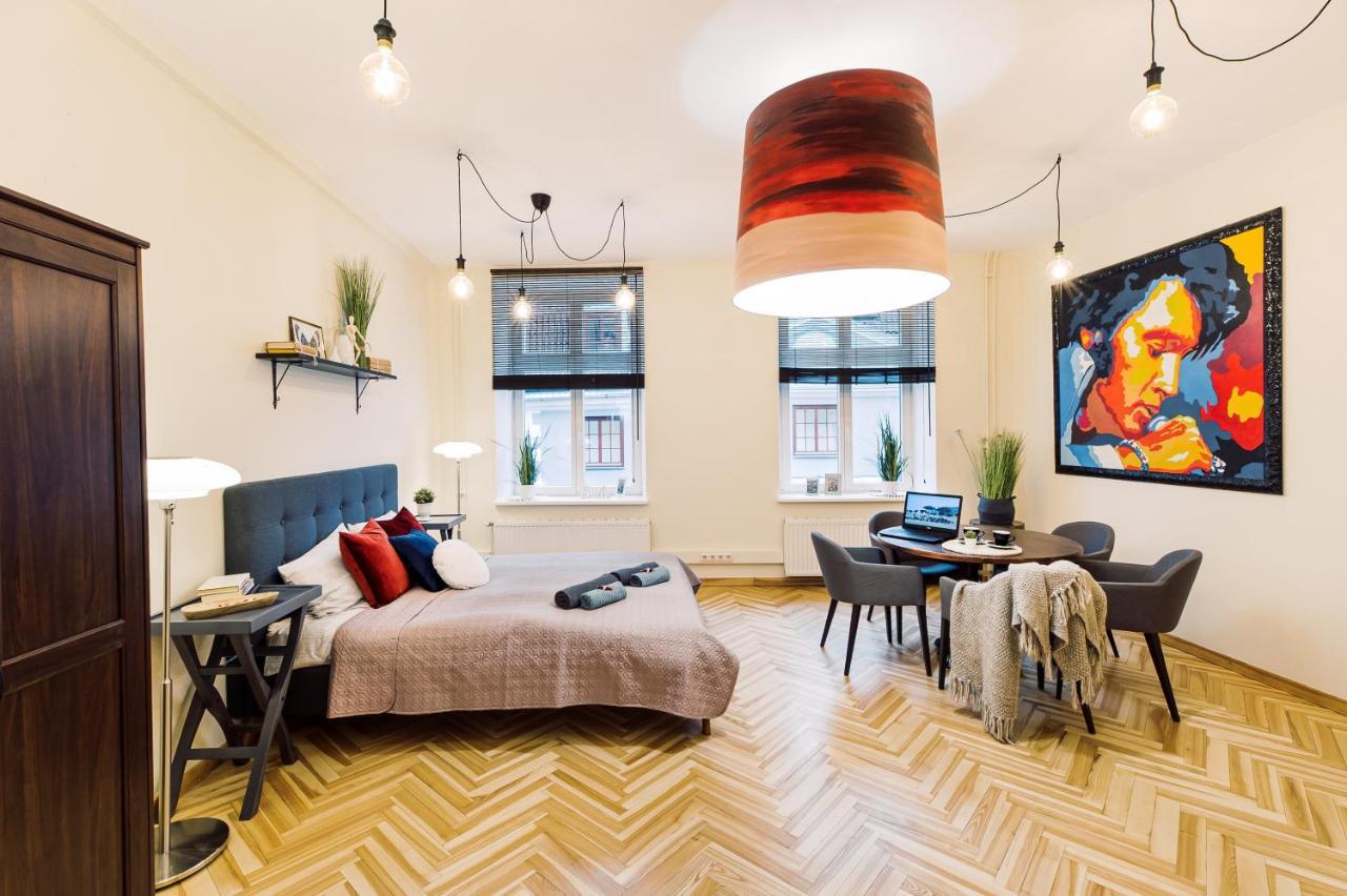 Appartement Elvis Apartment/11 Beds/6 Bedrooms/riga Old Town Riga