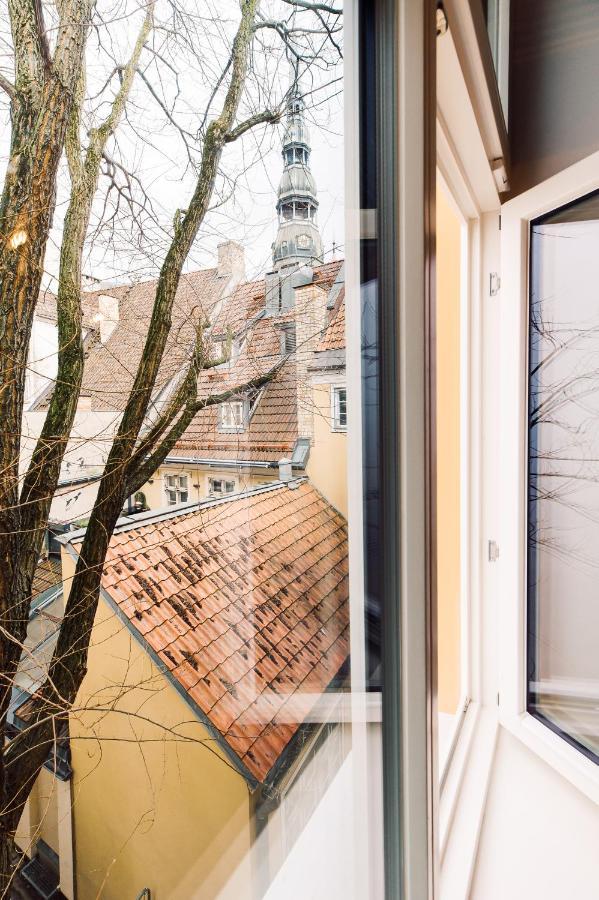 Elvis Apartment/11 Beds/6 Bedrooms/riga Old Town *