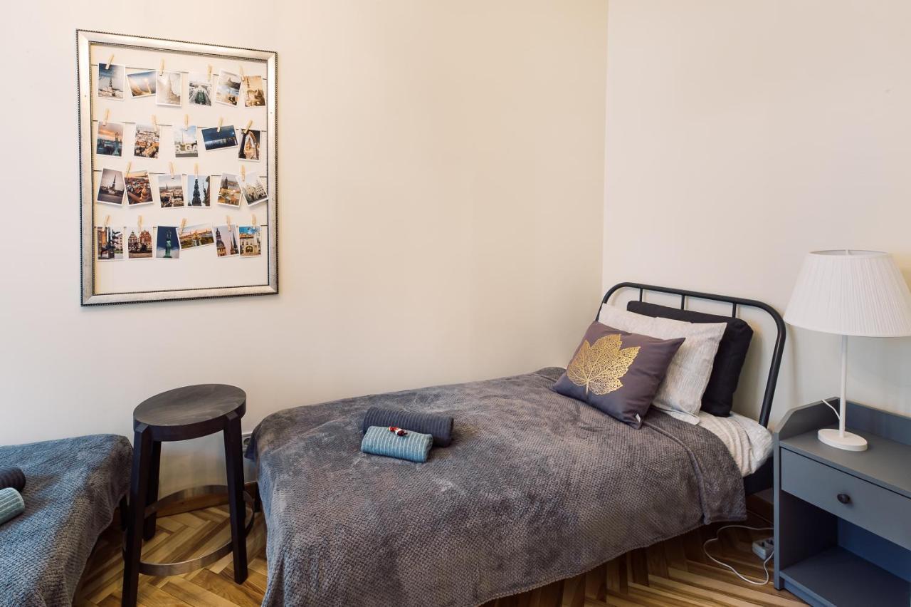 Elvis Apartment/11 Beds/6 Bedrooms/riga Old Town Riga