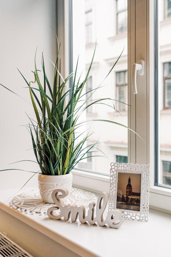 Elvis Apartment/11 Beds/6 Bedrooms/riga Old Town Riga