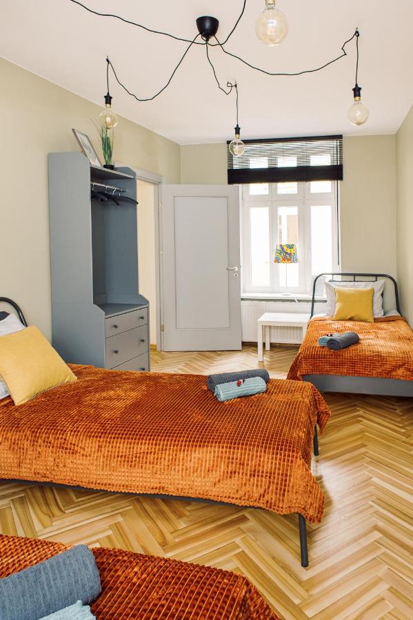 Elvis Apartment/11 Beds/6 Bedrooms/riga Old Town Appartement