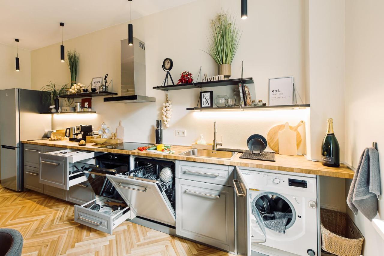 Elvis Apartment/11 Beds/6 Bedrooms/riga Old Town Appartement Riga