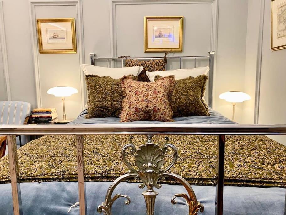 Apartment Old Designer Luxury *
