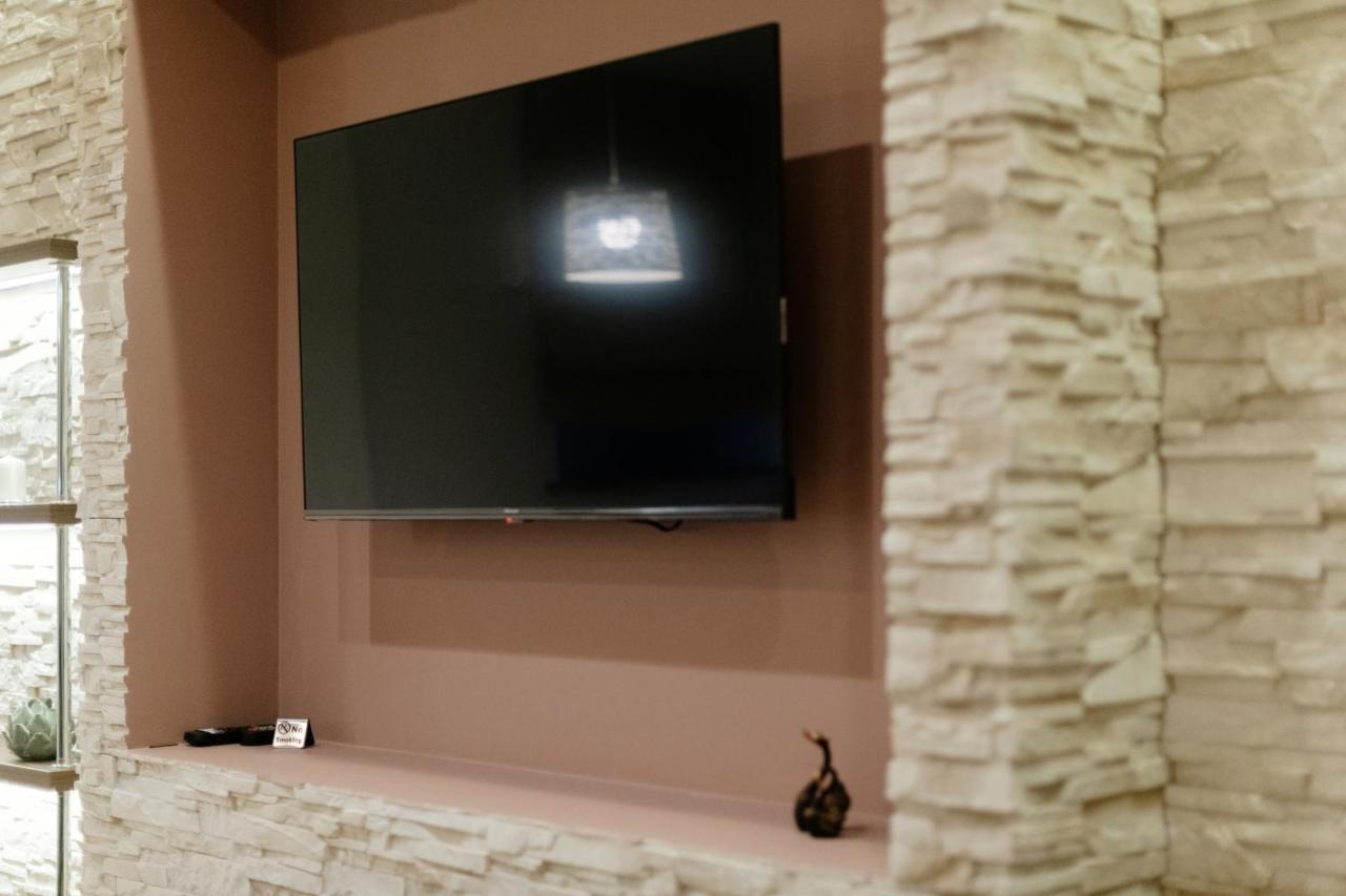 Apartment Premium - Ground Floor With Separate Entrance
