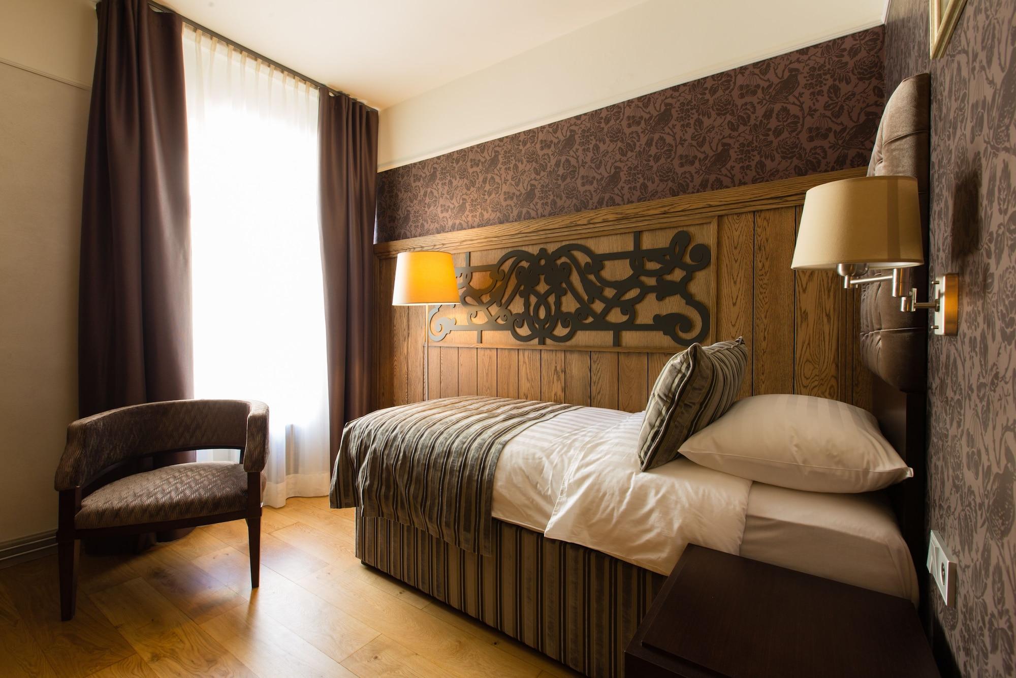 Viešbutis Eurostars Metropole 4*