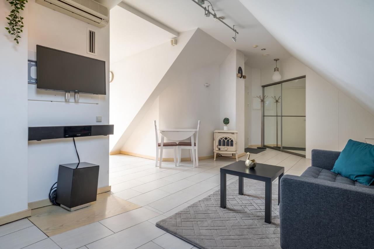 Awesome Old Town Rooftop With Terrace Apartment