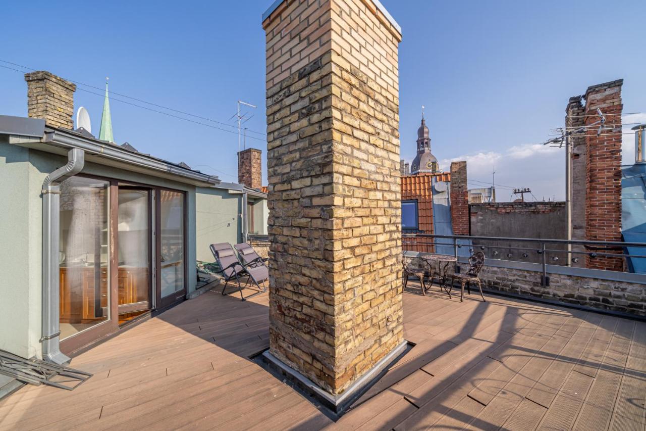 Awesome Old Town Rooftop With Terrace Apartment