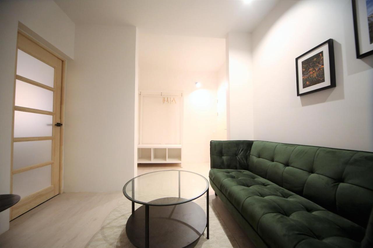 Butas Old Town Apartments &