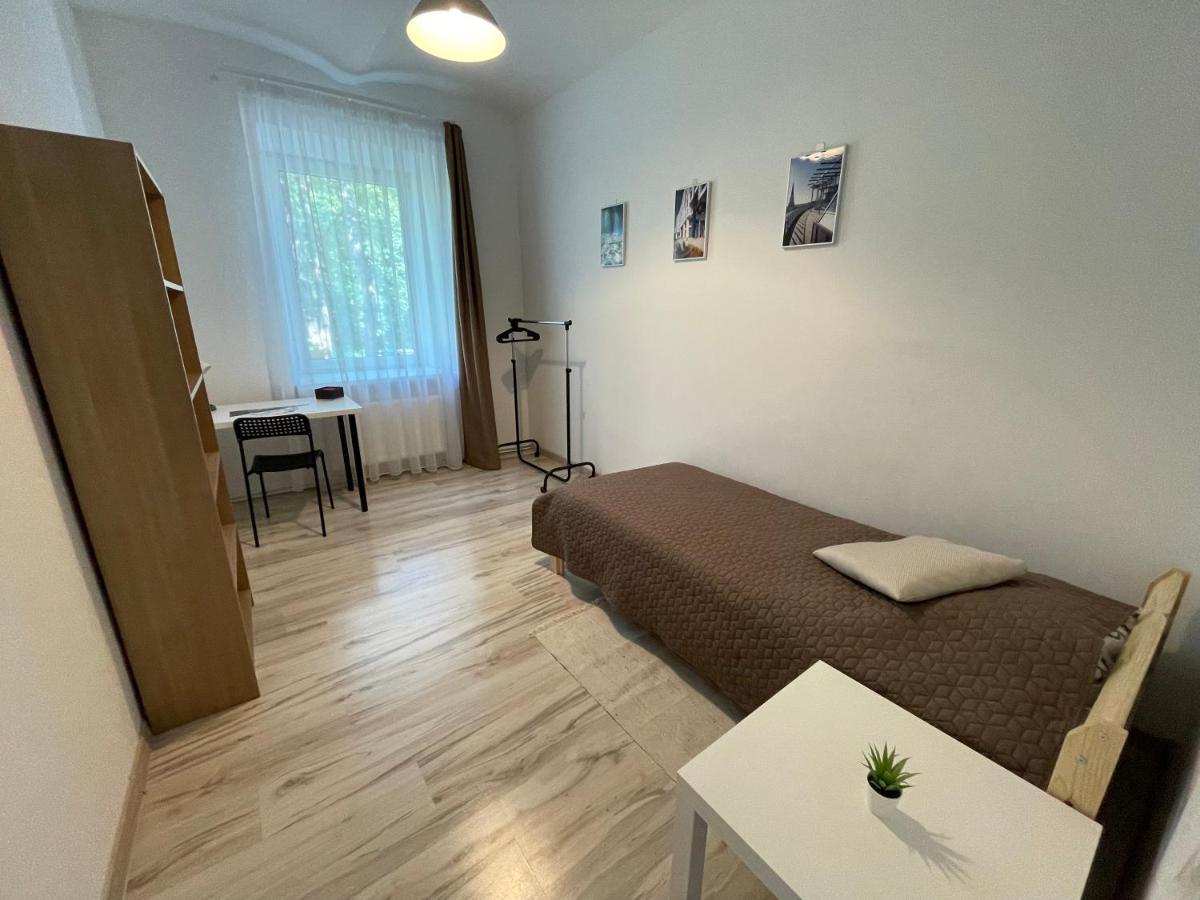 Triada Near The Park And River Daugava