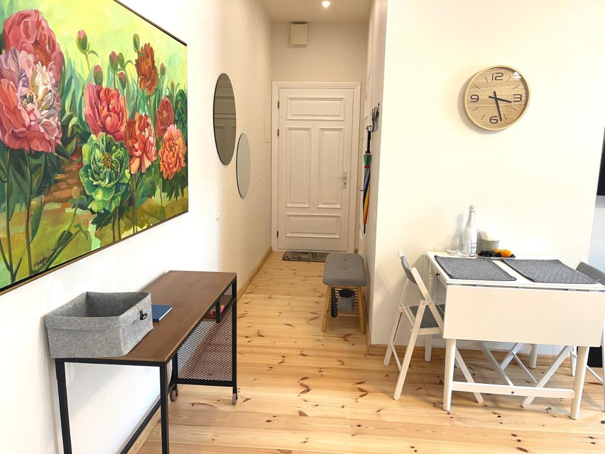 Apartment Cozy Matisa Apartment, Free Parking, Self Check-in