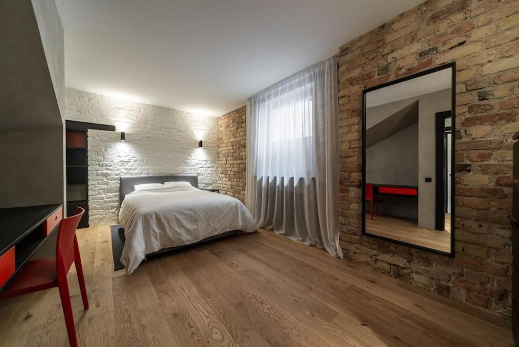 3 Storey With A Character And A Terrace *