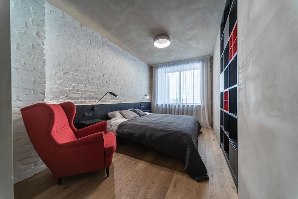Korter 3 Storey With A Character And A Terrace