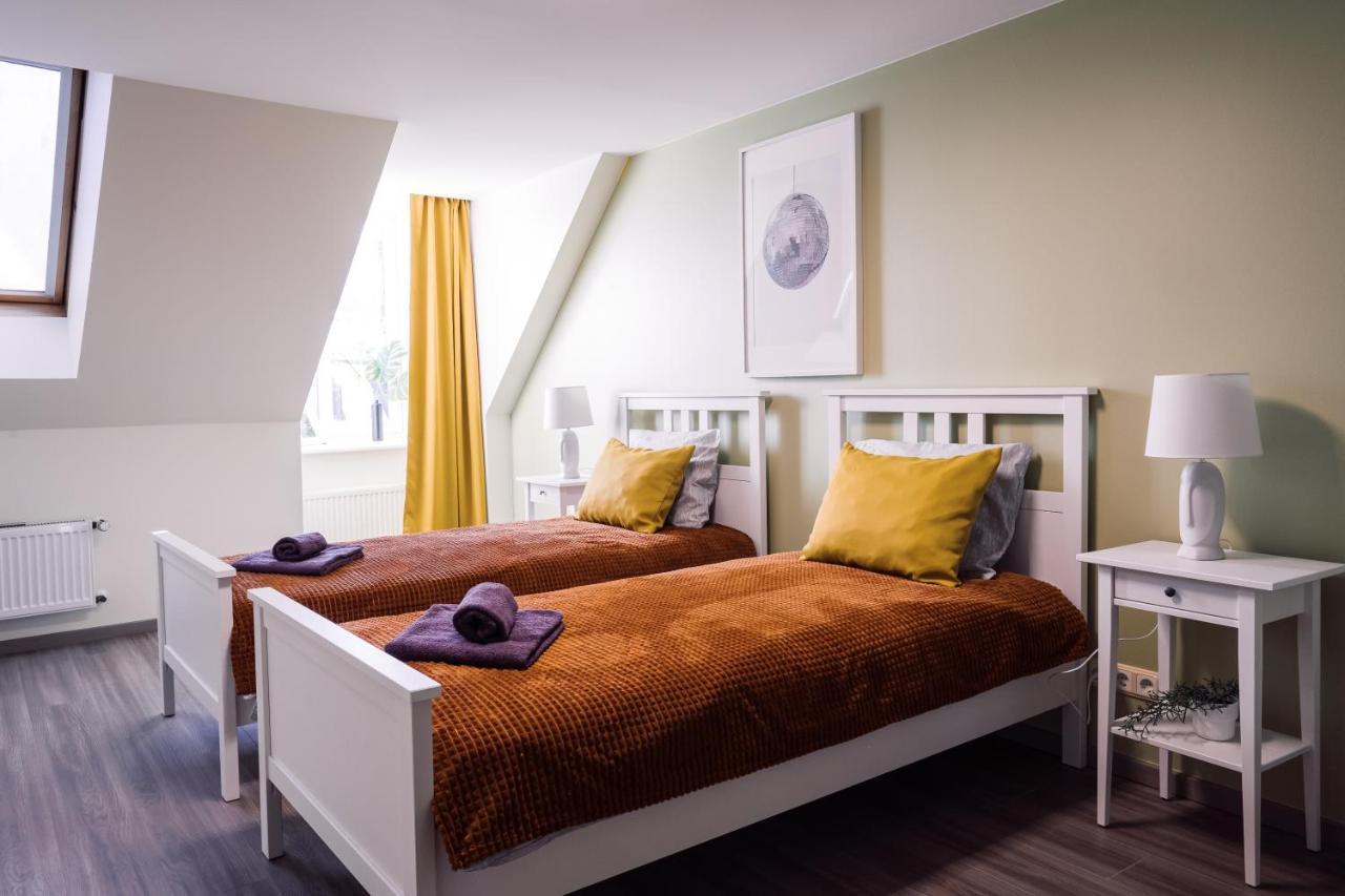 Rothko Apartment/8 Guests/4bedrooms/riga Old Town Apartment Riga