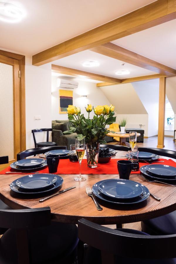 Apartment Rothko Apartment/8 Guests/4bedrooms/riga Old Town