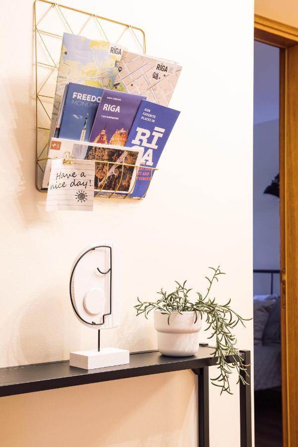 Rothko Apartment/8 Guests/4bedrooms/riga Old Town Apartment *