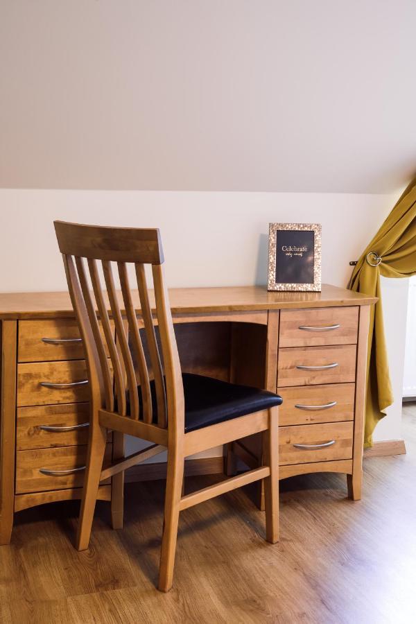 Rothko Apartment/8 Guests/4bedrooms/riga Old Town Apartment Riga
