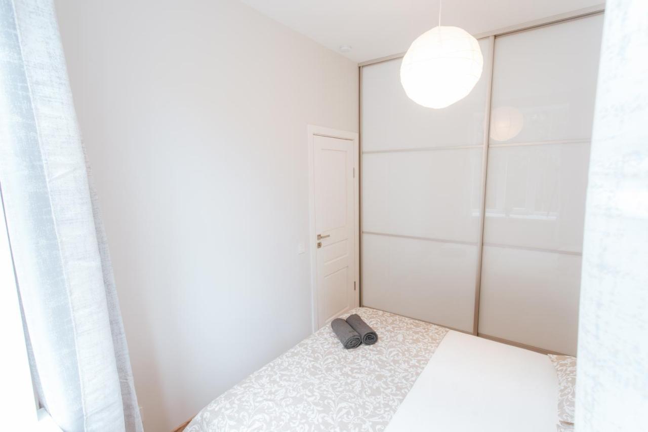 Comfort At Hanzas Residence, Near Cafes, Bars, Museums & Esplanade Appartement Riga