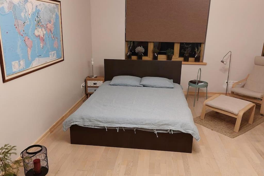 Spicy In Art Nouveau District, Culture Trip Apartment