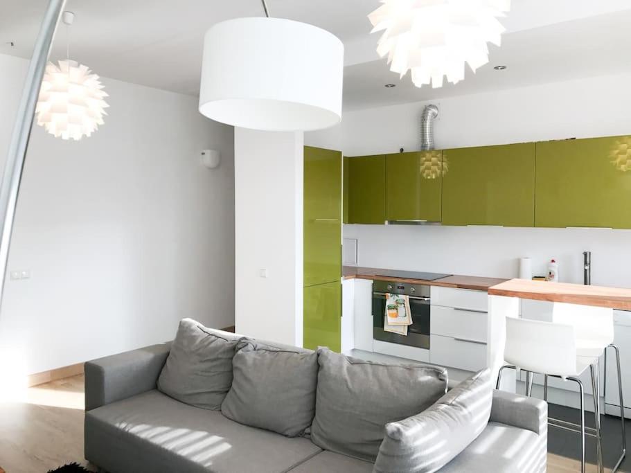 Stunning 2 Bedroom In Quite Part Of