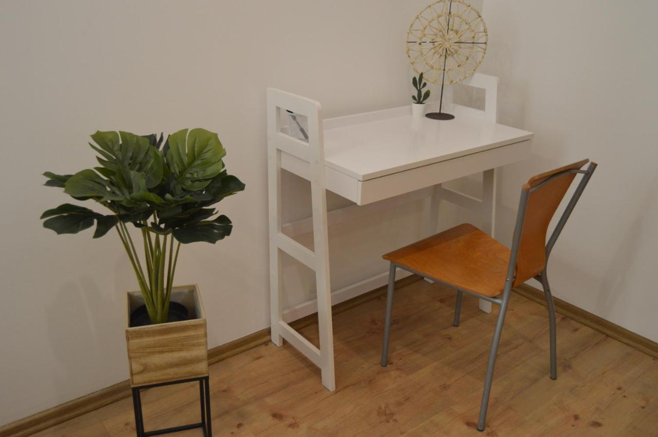 Spacious Center Family 2 Bedrooms Korter Riga