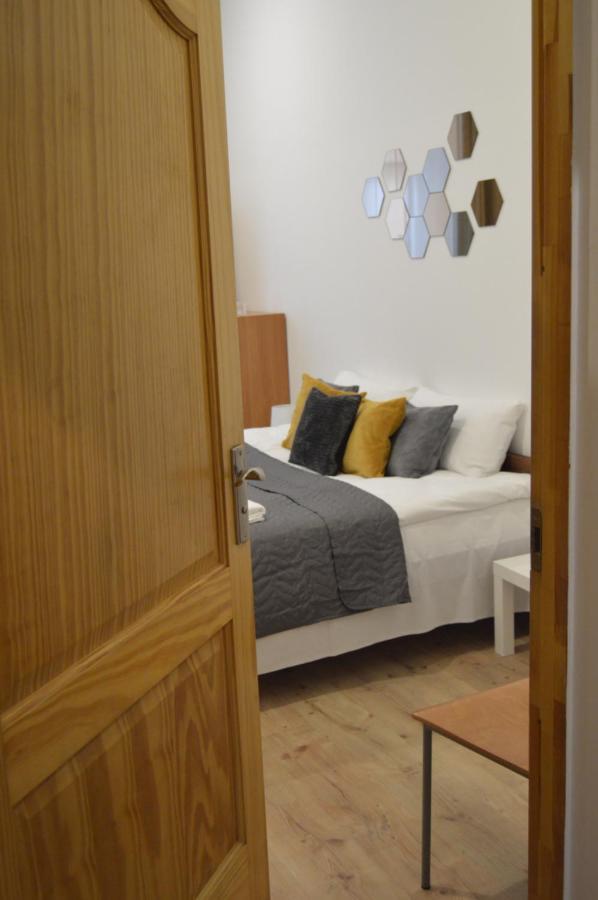 Spacious Center Family 2 Bedrooms Korter Riga