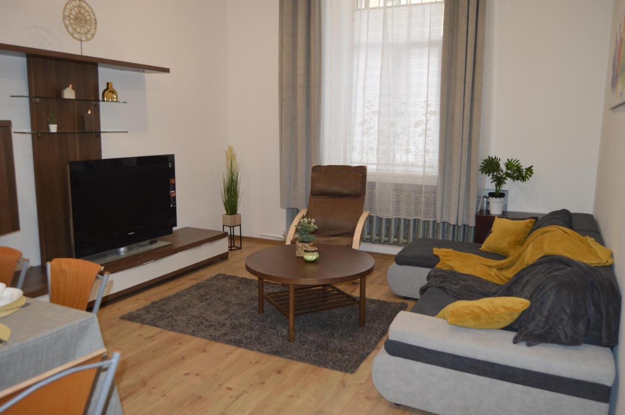 Spacious Center Family 2 Bedrooms Korter