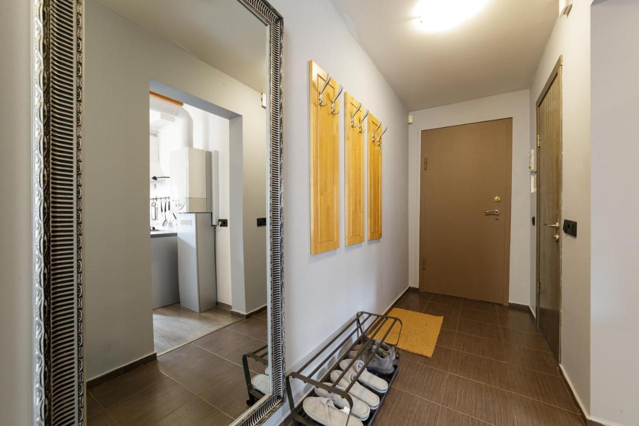 Apartamento Parkcosylux Free Parking Riga