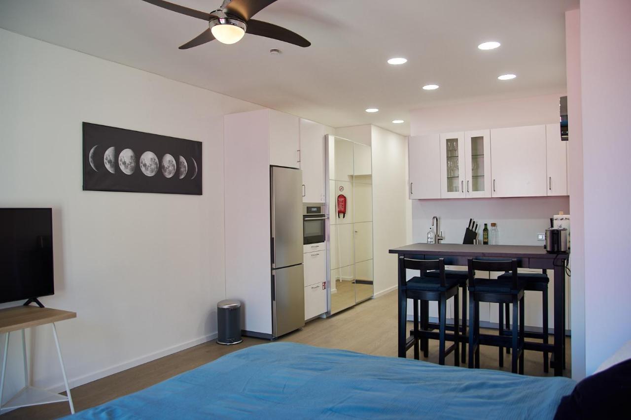 In The Heart Of Old Town Apartment