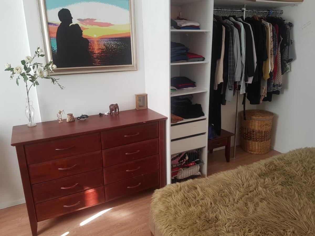 Cozy In Good Location! *