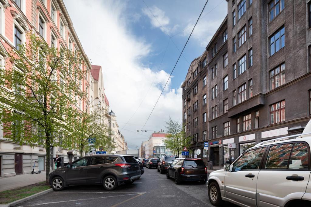Apartment Cozy 2 Bedroom In Centre *