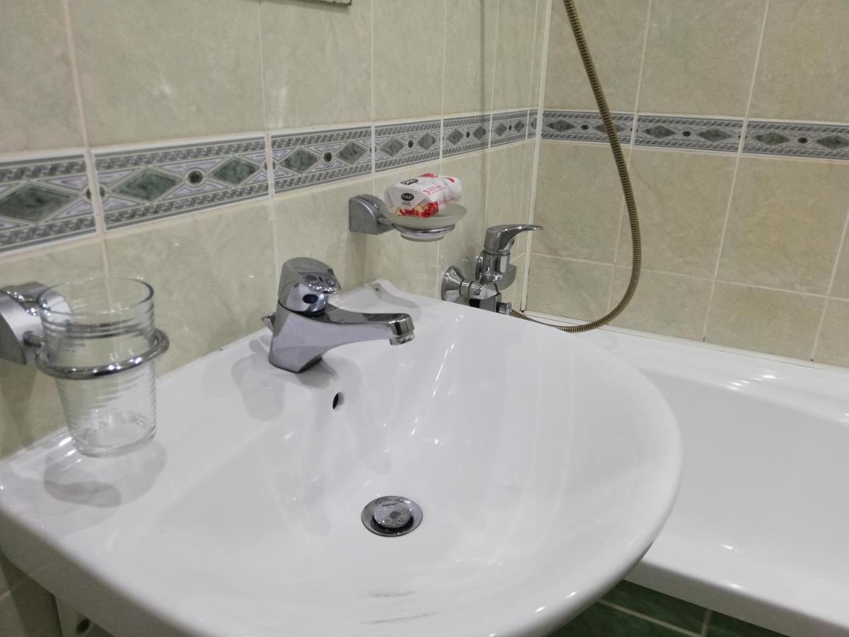 15 Minutes From The And Center 7 Minutes From The Airport Apartment