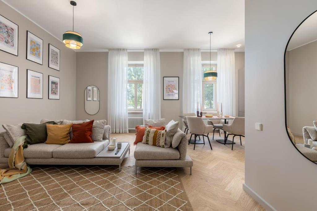 Oldtown&river View Hoffmann A2 *
