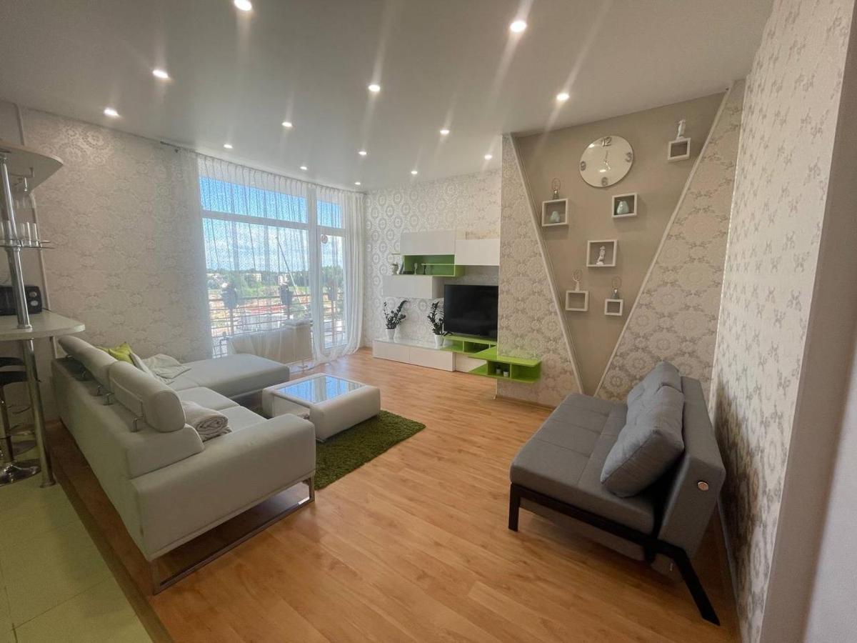 Quiet 1br In Serene Neighborhood *