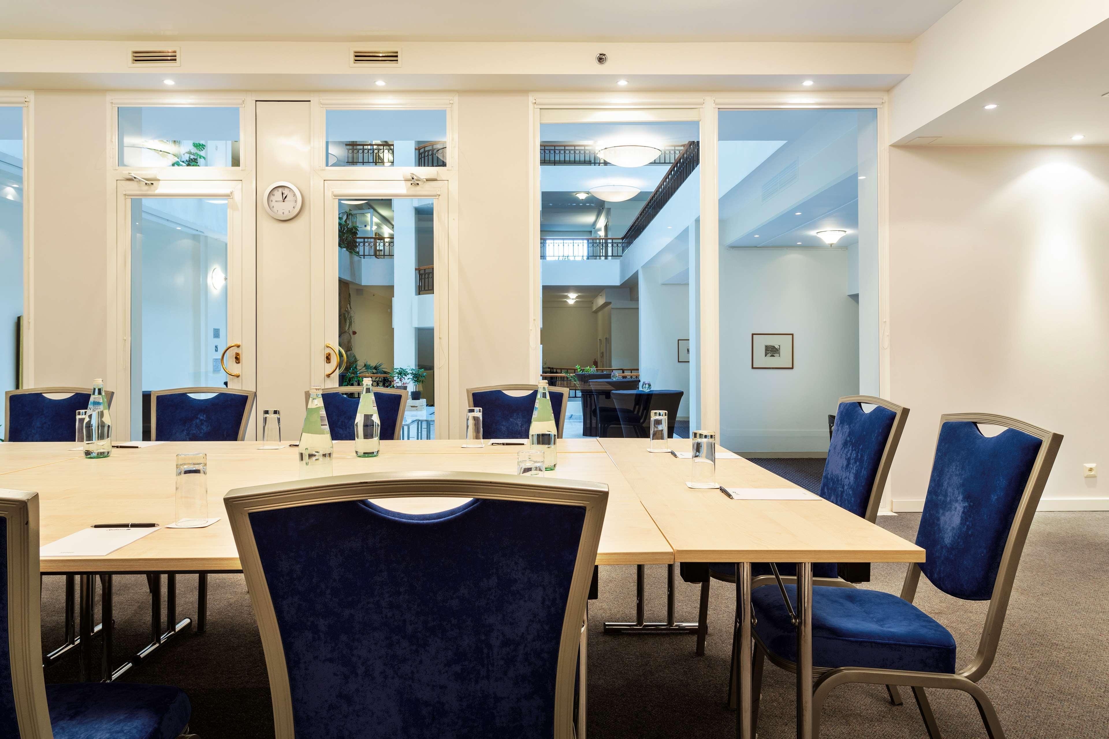 Hotel Radisson Blu & Spa, Daugava 4*