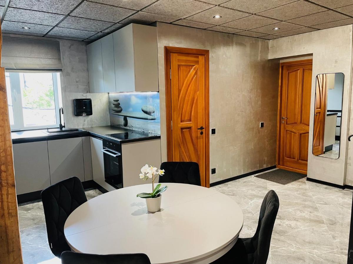 Brivibas - Stones, Free Privat Parking, Free Wifi, Self Check-in Căn hộ Riga