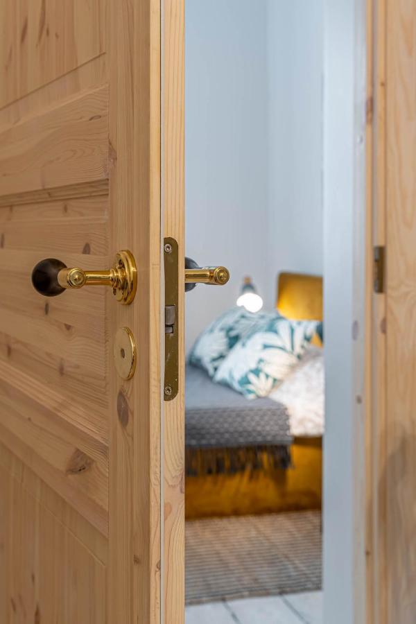 White Lux Next To The Old Town With Free Parking And High Speed Internet * Riga