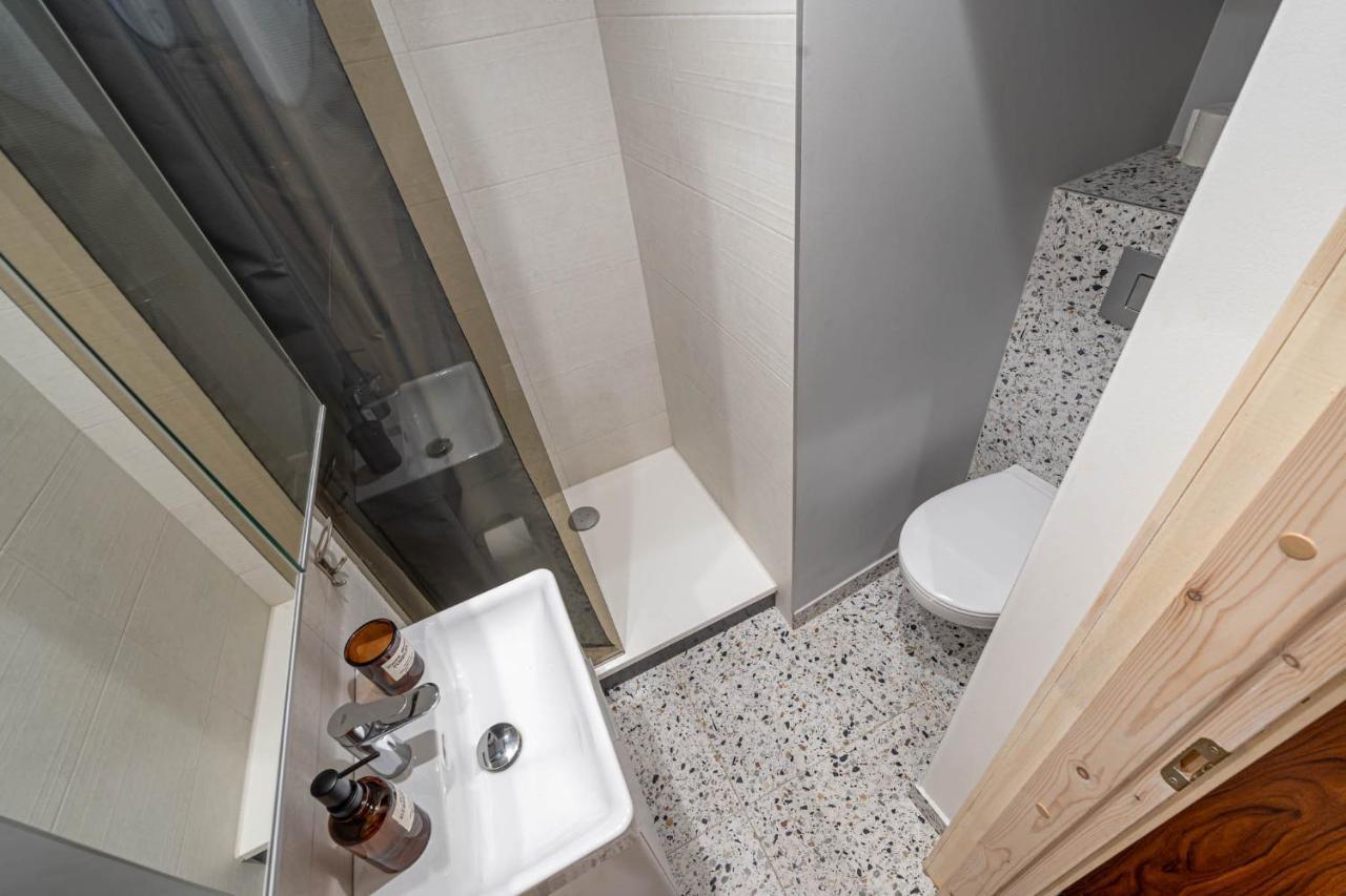 White Lux Next To The Old Town With Free Parking And High Speed Internet Korter