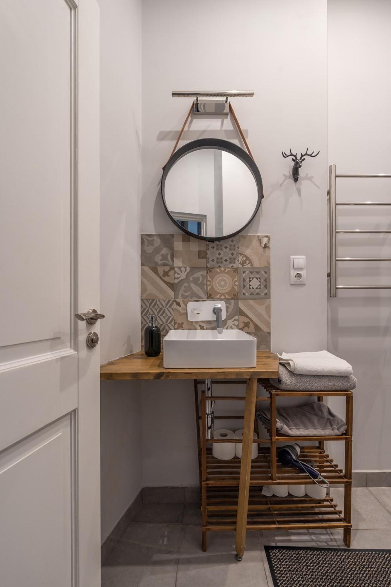 Charming In Old Town Apartment Riga