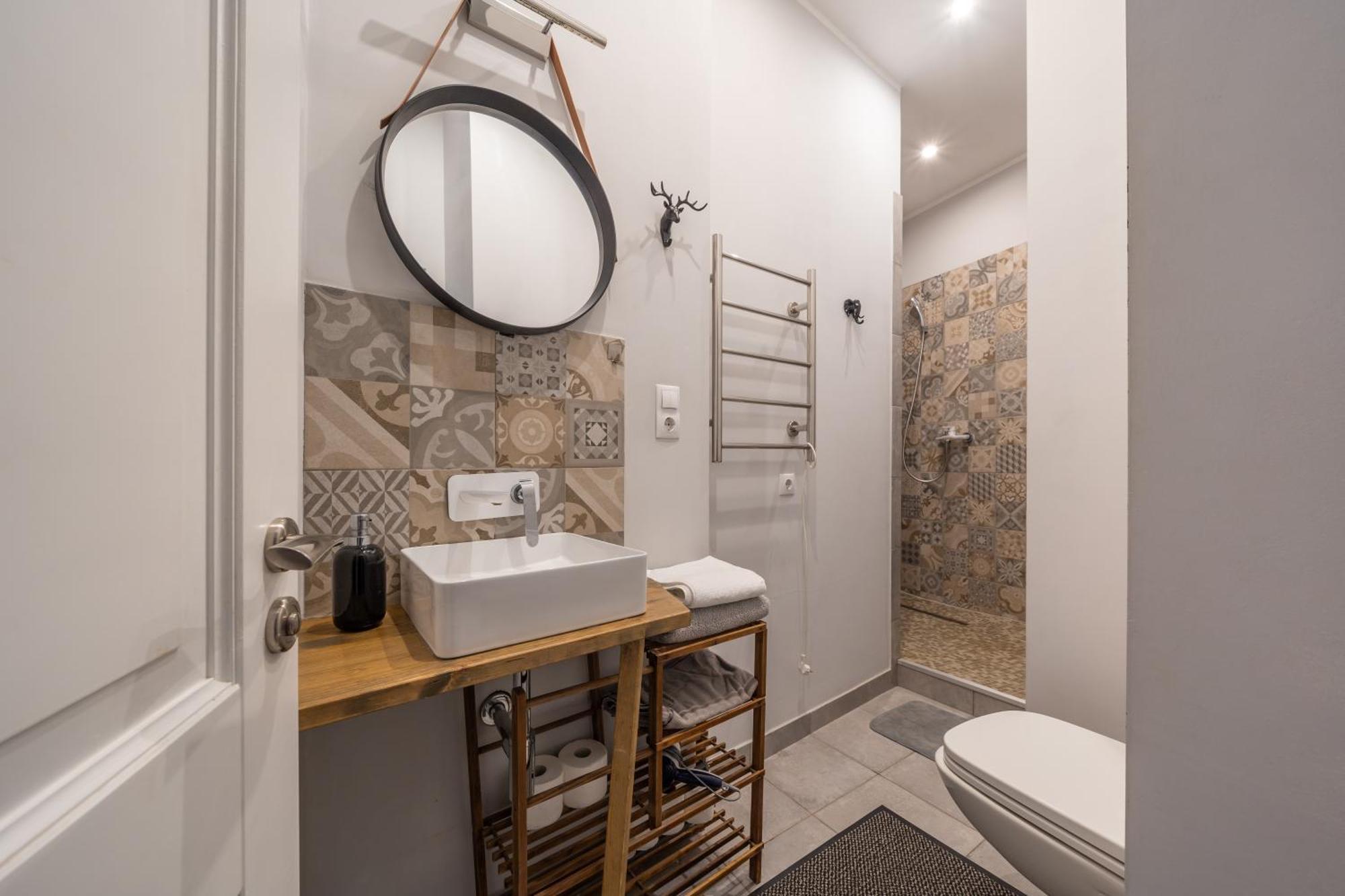 Charming In Old Town Apartment