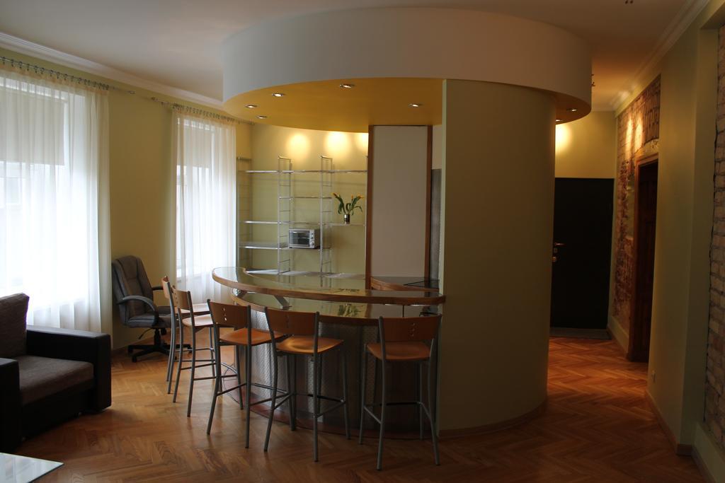 Apartment Old