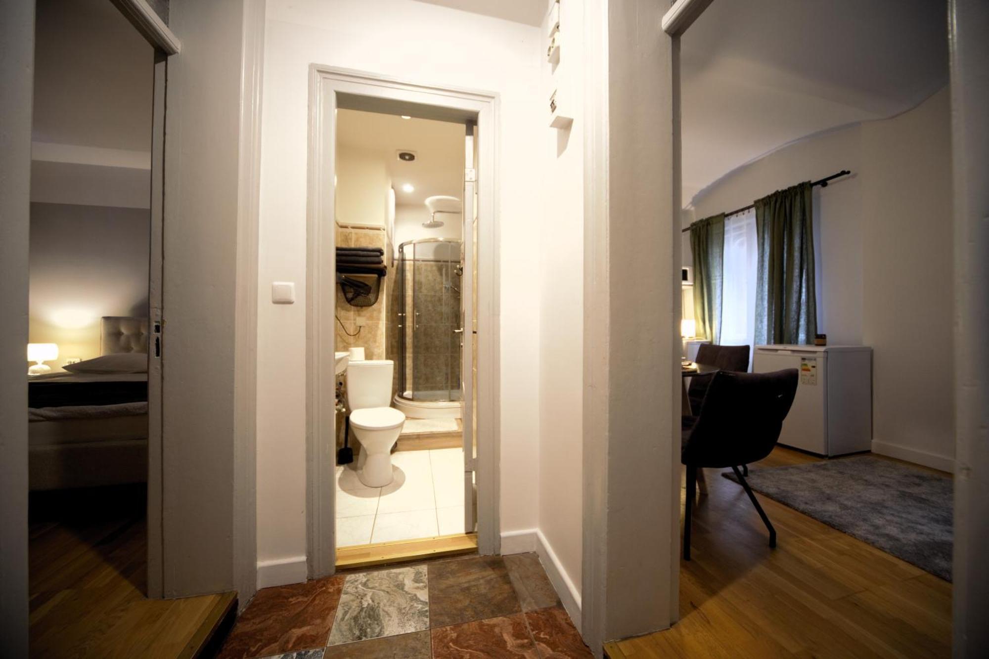 Valnu Street/old Town Apartment *