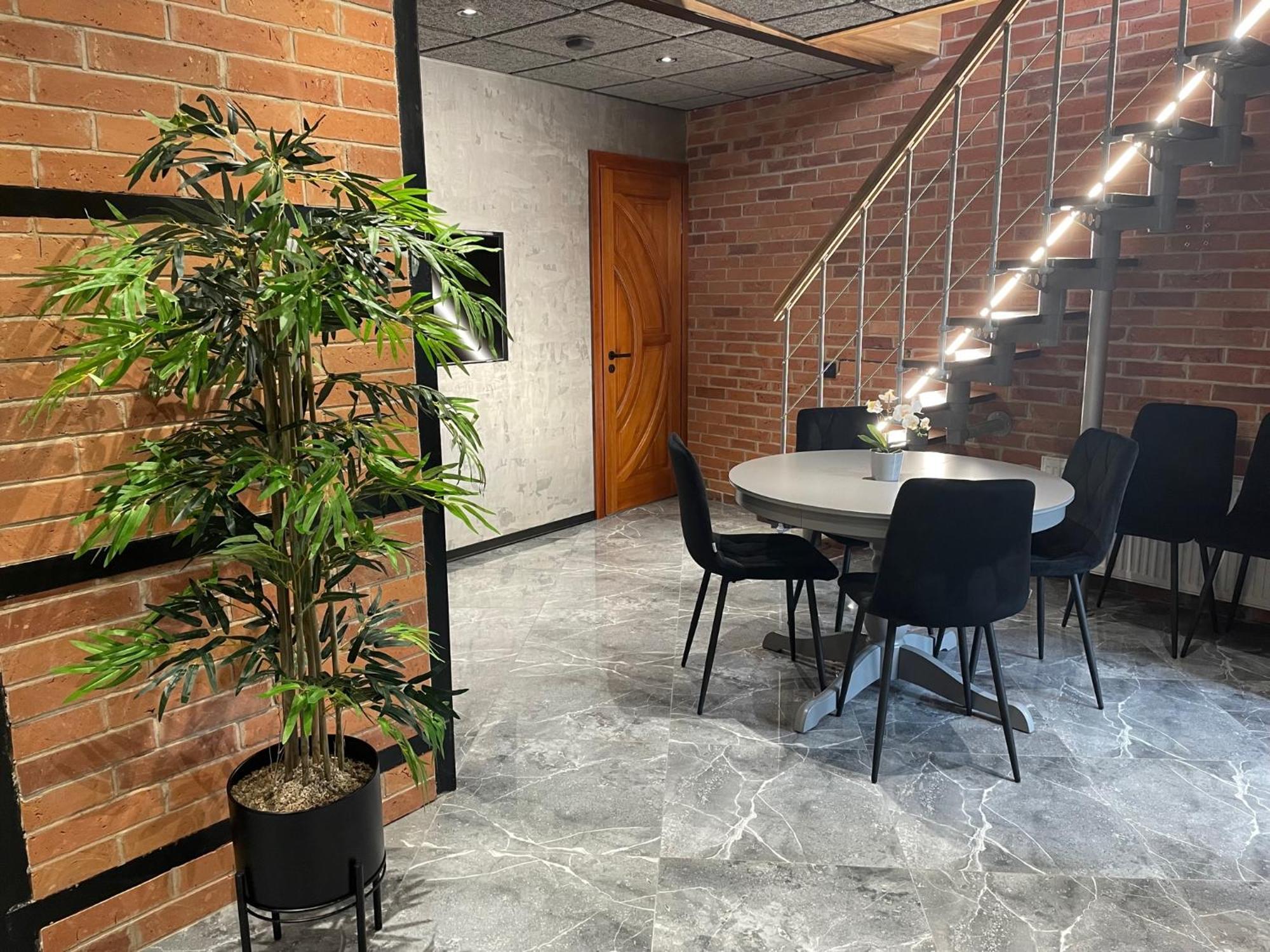 Căn hộ Brivibas - Stones, Free Privat Parking, Free Wifi, Self Check-in