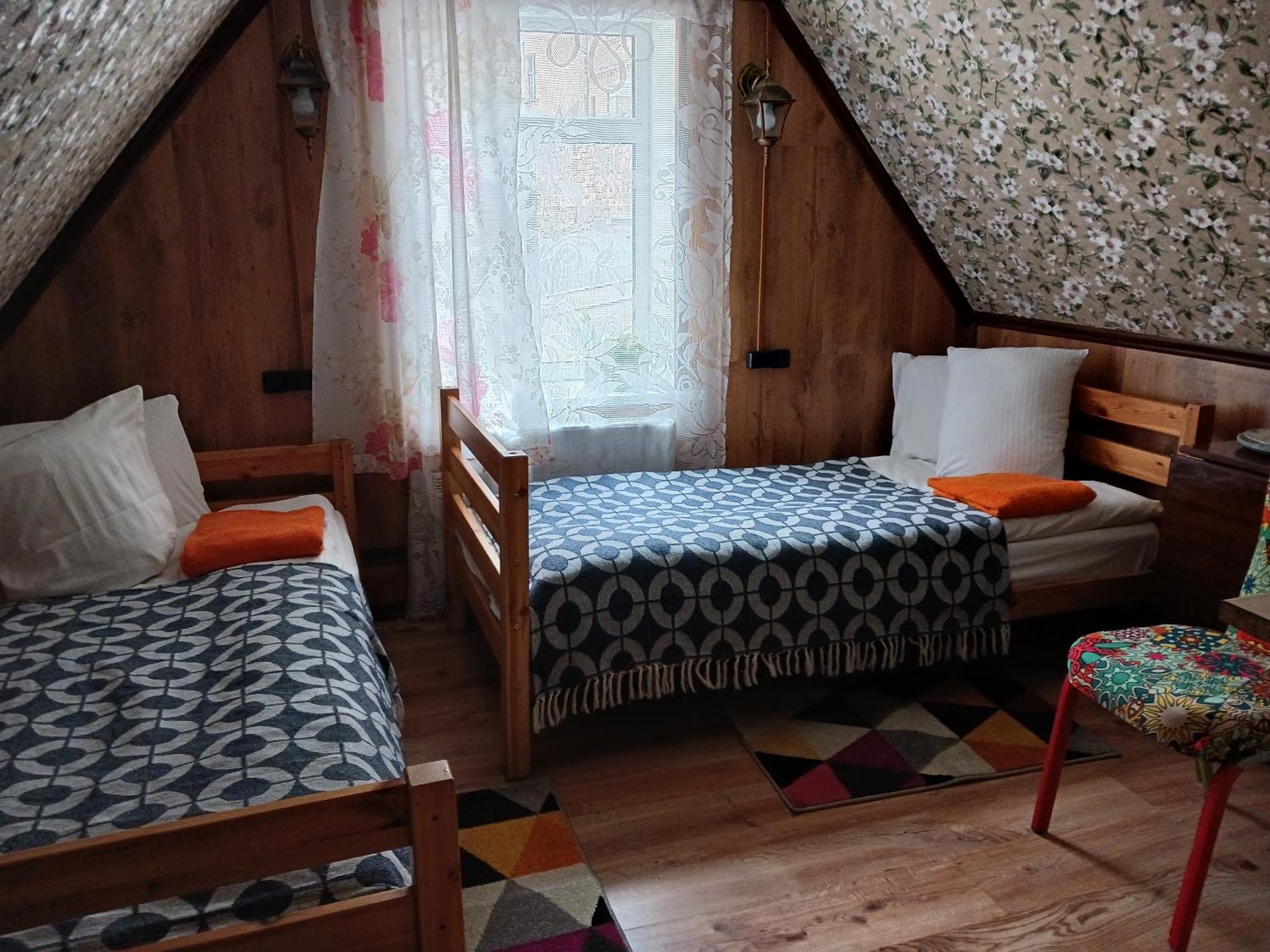 Cubby Center Wifi Work Study Rest Riga