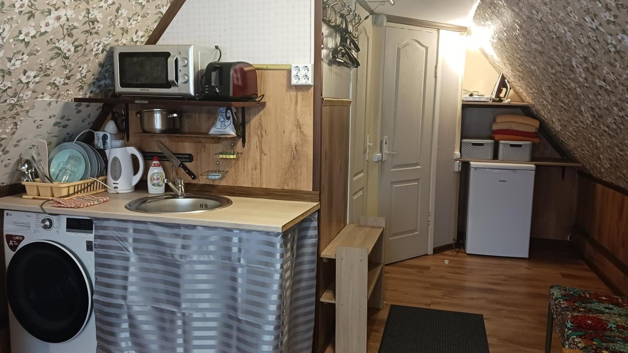 Apartment Cubby Center Wifi Work Study Rest Riga