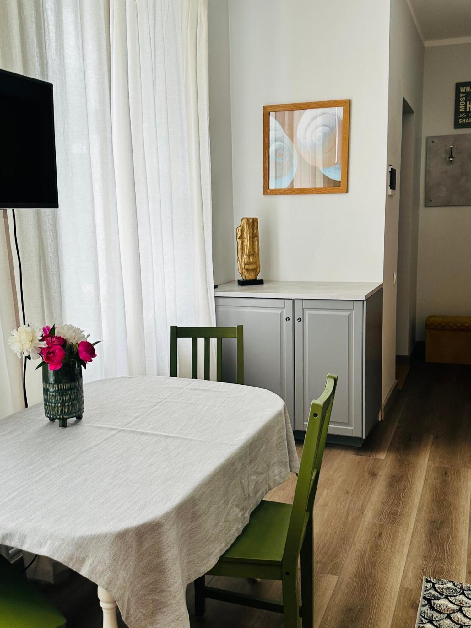 Korter White Lux Next To The Old Town With Free Parking And High Speed Internet *