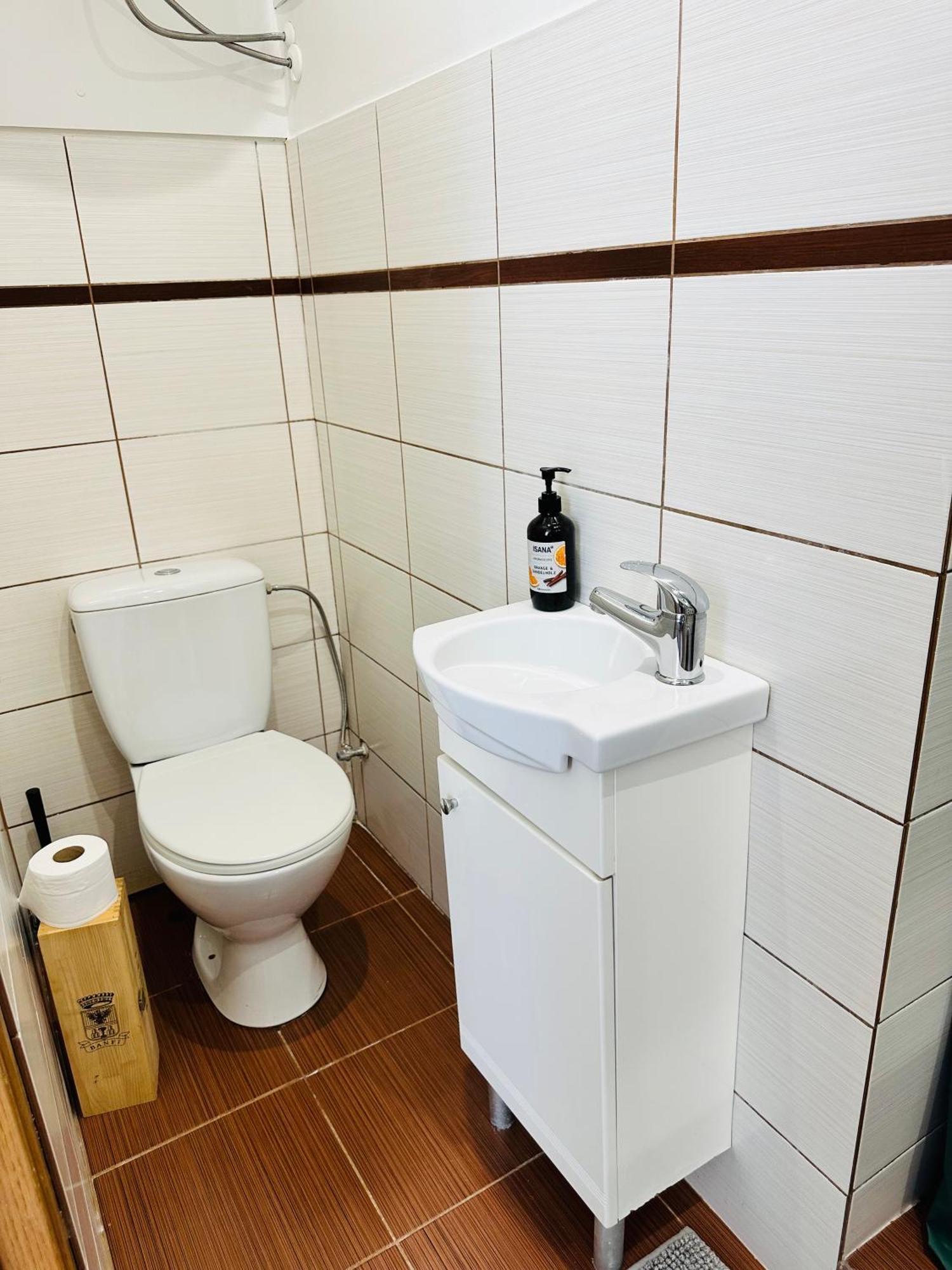 White Lux Next To The Old Town With Free Parking And High Speed Internet Korter Riga
