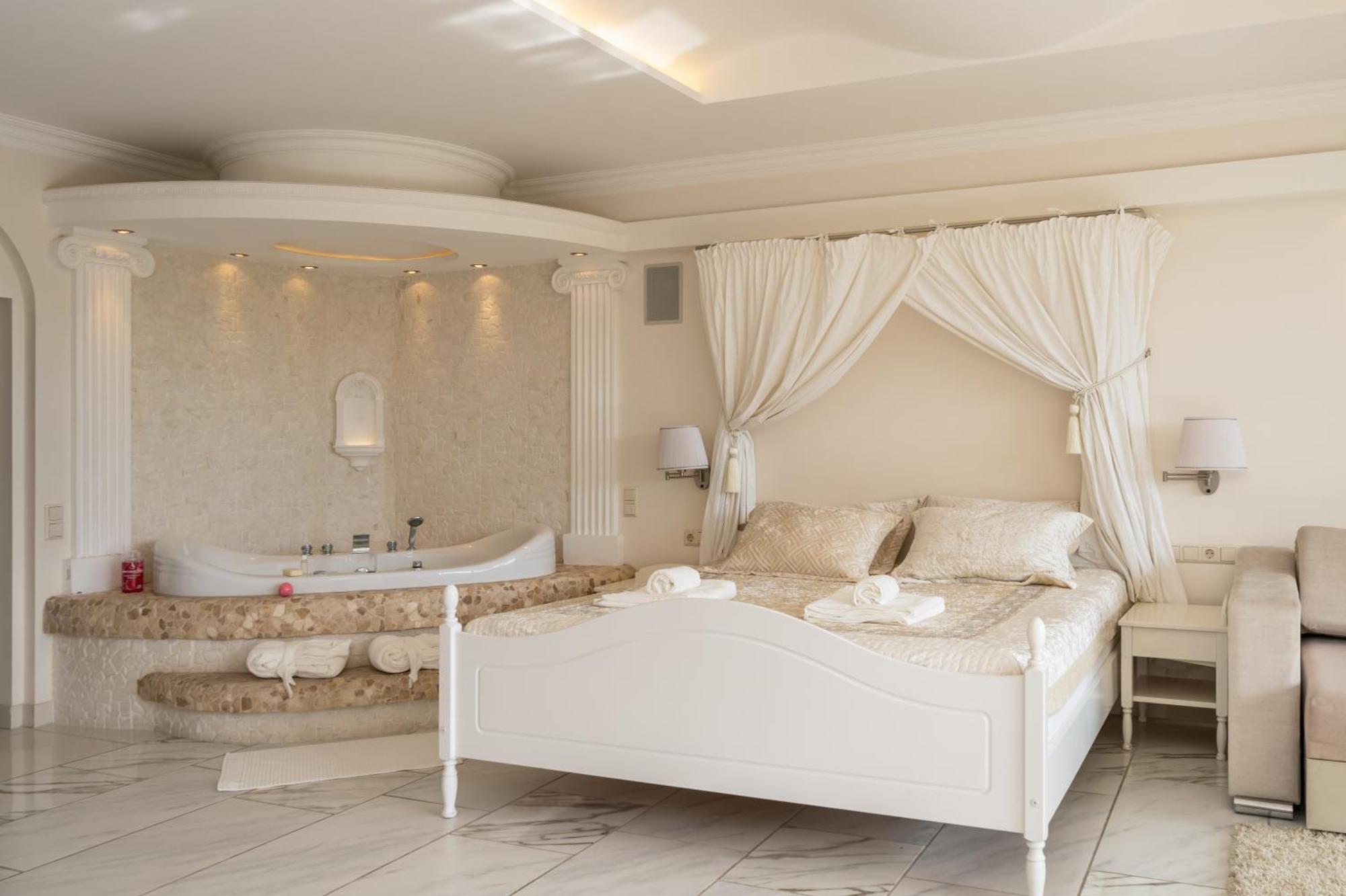 #1 Luxury Jacuzzi Penthouse In Quiet Centre Butas *