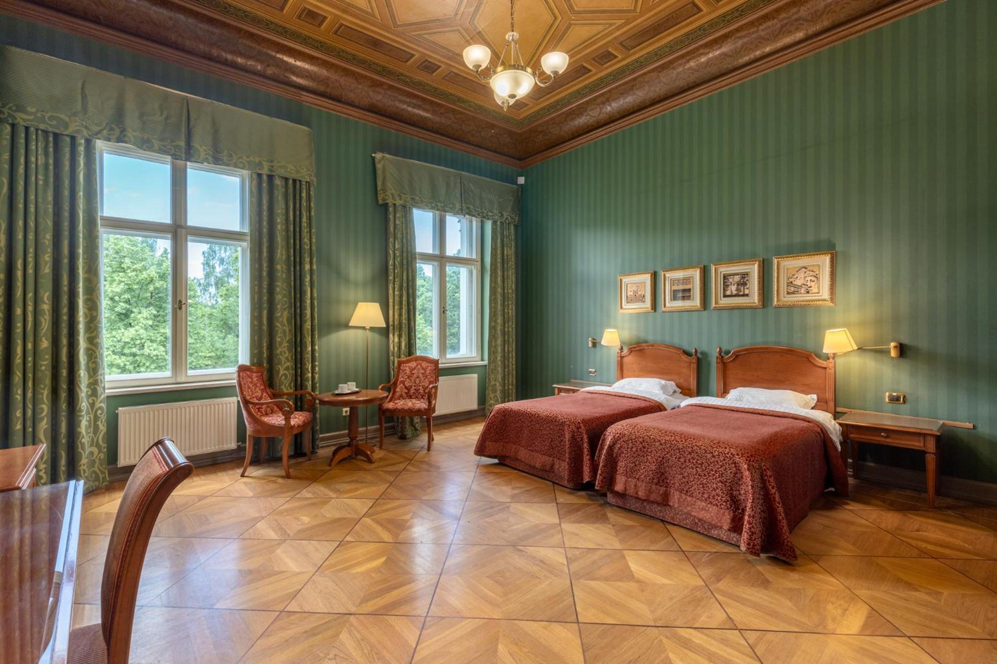 The Benjamin House 4*
