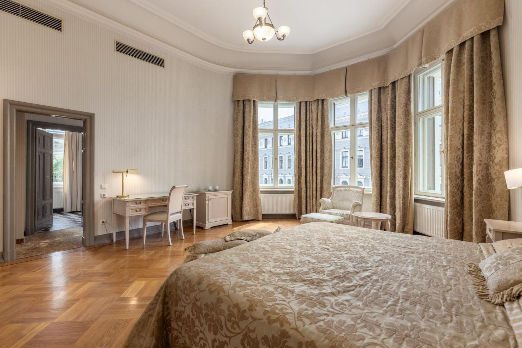 The Benjamin House Hotelli Riika